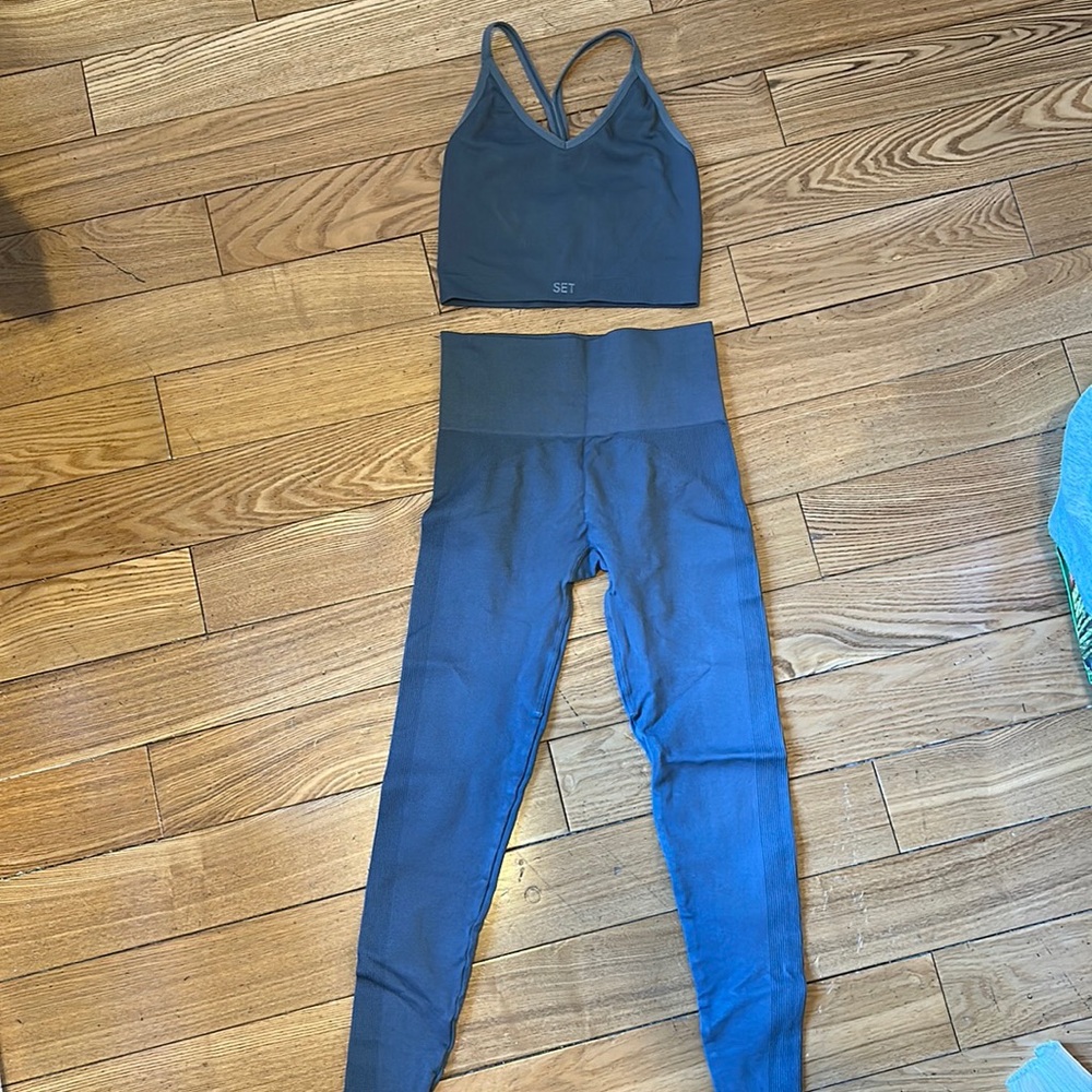 SET Active work out set